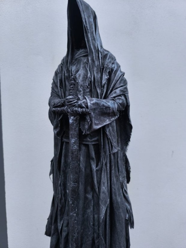 Nazgûl (73 cm, powertex, stříbrná patina)